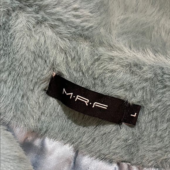 MRP Plush Faux Fur Coat - Picture 2 of 11